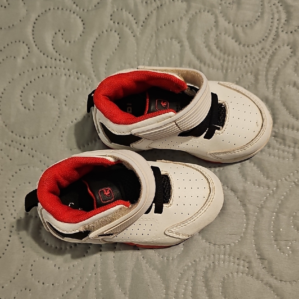 AND1 Kids White and Red Sneakers
